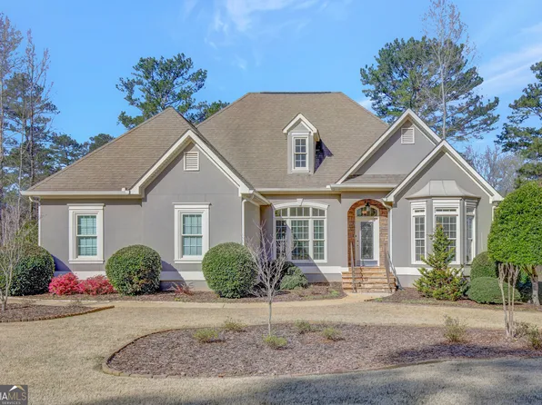 97 Preswick Park Dr, Newnan, GA 30265