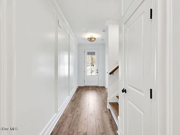 3rd image of 11167 Ashton Road