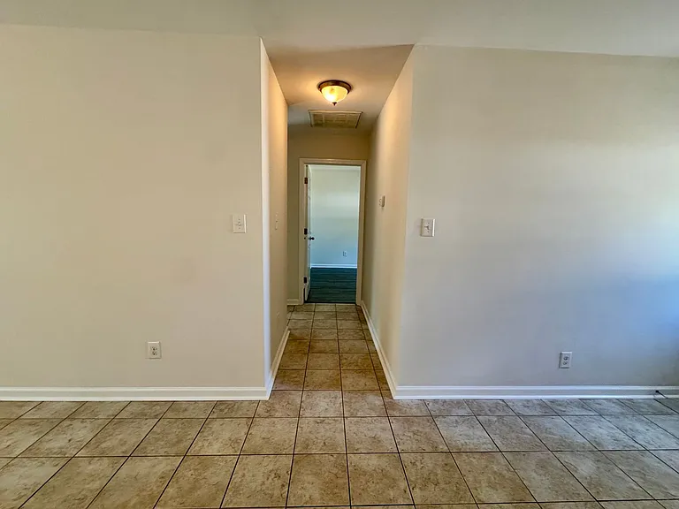124 Summerlin Ln #1 — Photo 6