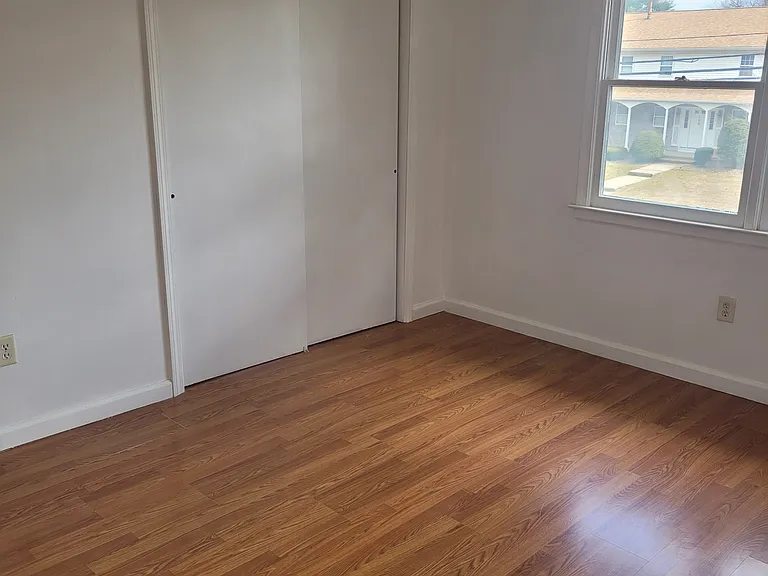 95-97 Fuller St #95 — Photo 2
