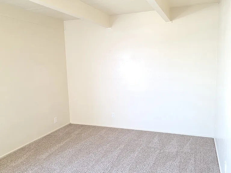 83 Navajo Dr #1 — Photo 5