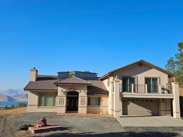 2301 Shadow Mountain Dr, Lake Isabella, CA 93240