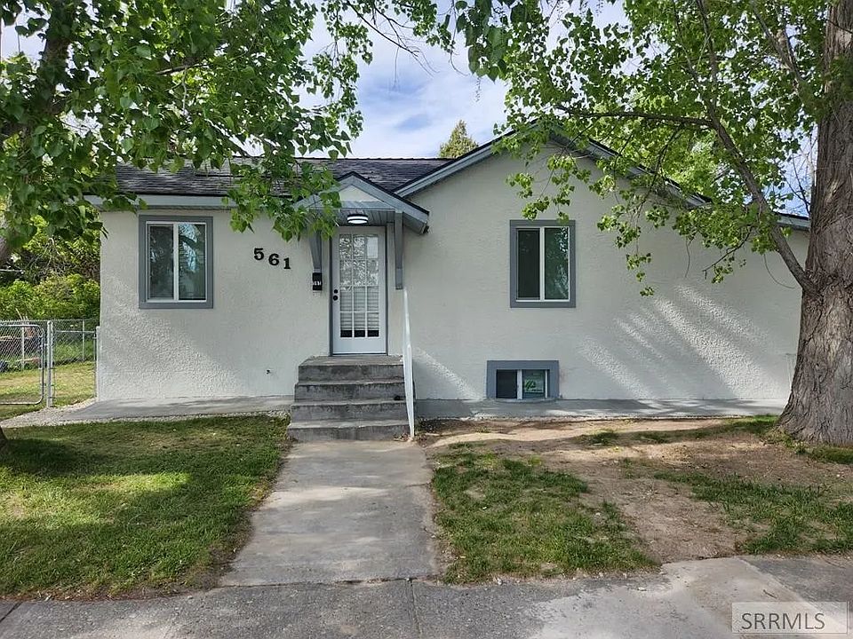 1st image of 561 Gladstone St