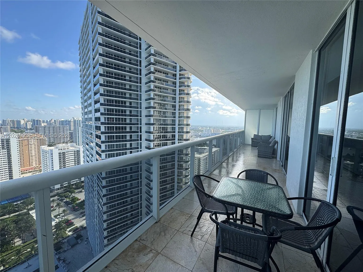 Beach Club Two Condo — Photo 3