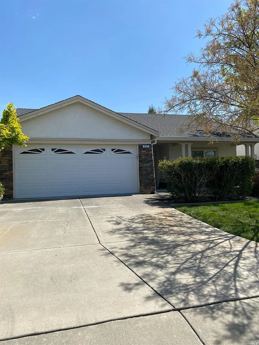 337 Grand Canyon Drive photo 1