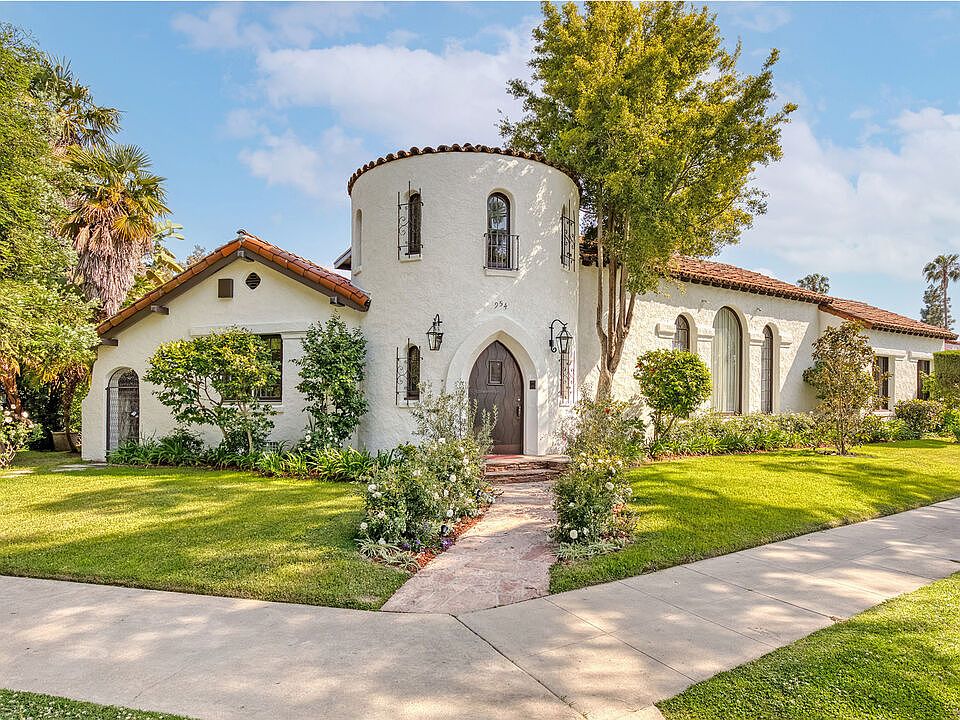 954 Schumacher Dr, Los Angeles, CA 90048 | MLS #23-271709 | Zillow