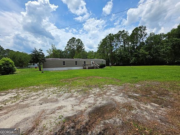 2nd image of 3889 Jacobs Dr