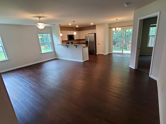 3rd image of 663 Ridgeland Lakes Dr