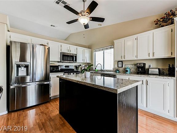 5th image of 5921 Briar Rose Ln
