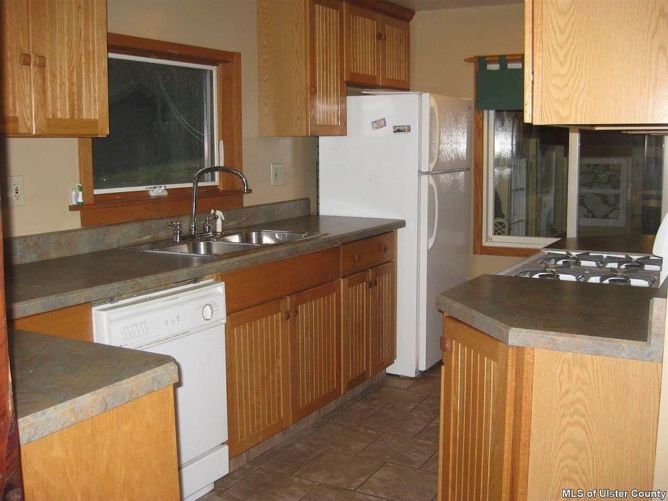 157 Thielpape Rd, Hurley, NY 12443 Zillow