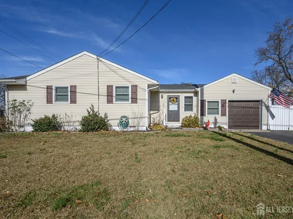 40 Brindletown Rd, New Egypt, NJ 08533