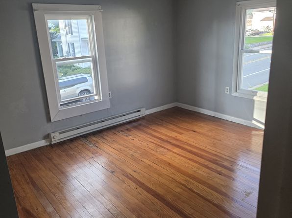 5472 Main St APT 201