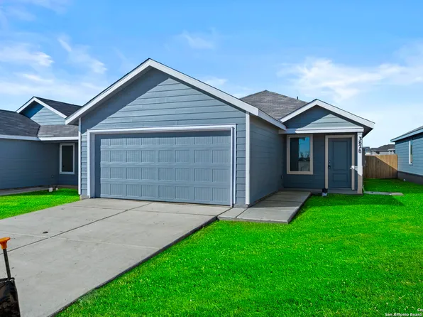 3828 Swift Fox Rd, New Braunfels, TX 78130