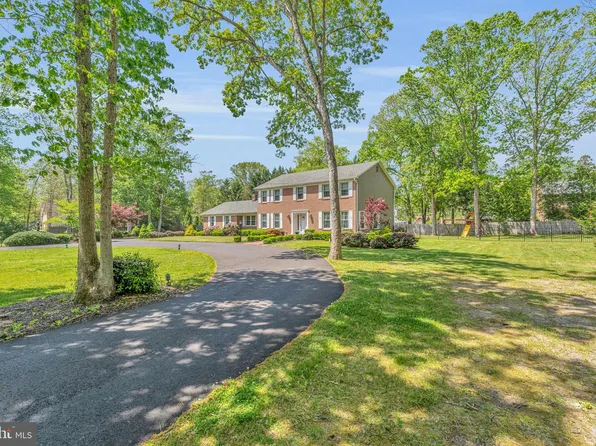 1192 Riviera Blvd, Vineland, NJ 08361