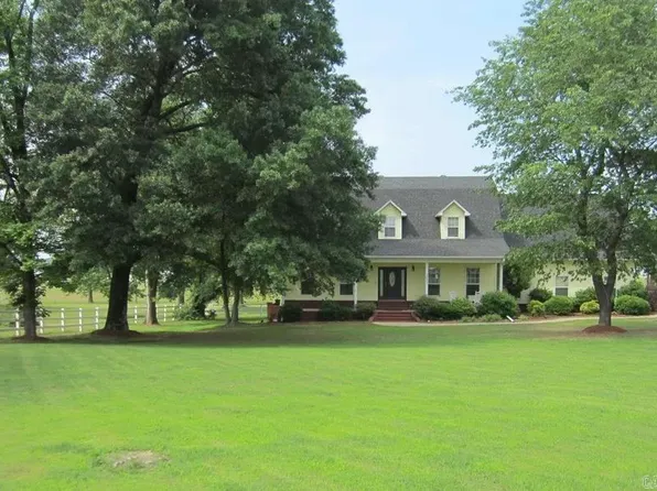 2655 S Elmira Ave, Russellville, AR 72802