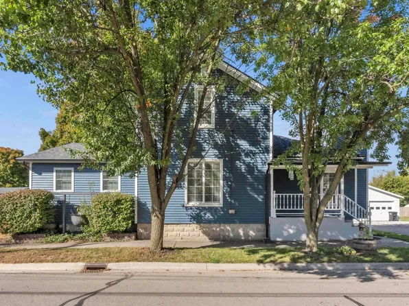 417 N Park Ave, Kendallville, IN 46755