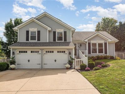 310 Mesa Dr, Smithville, MO, 64089