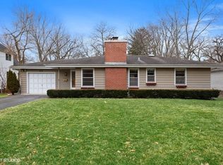 470 Longfellow Ave, Glen Ellyn, IL 60137
