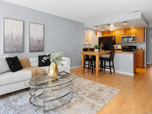 1568 Thomas Ave, San Diego, CA 92109