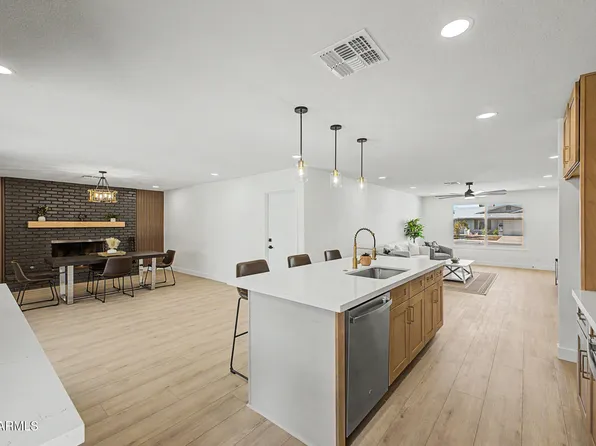 1949 E FREMONT Drive, Tempe, AZ 85282
