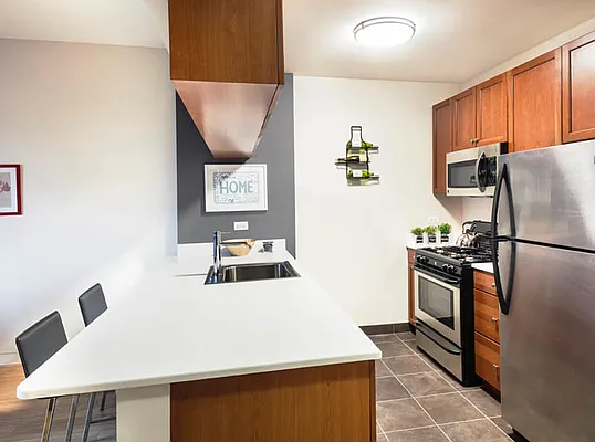 Rented by NY Space Finders Inc. | media 19