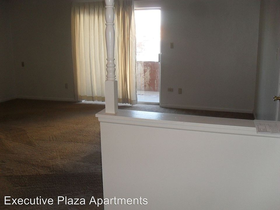 1st image of 1032 26th Ave APT 101