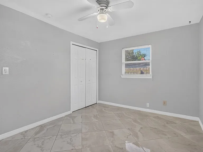 442 Ameca Ave — Photo 21