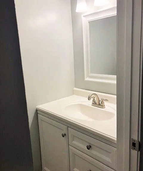 102 Terrace Dr #E — Photo 7