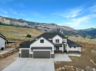 124 E 4100 N, North Ogden, UT 84414