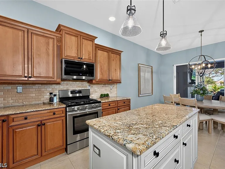 3261 Orangetree Bnd — Photo 13