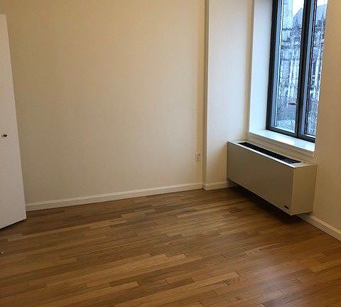 4th image of 1 Morningside Dr APT 1617
