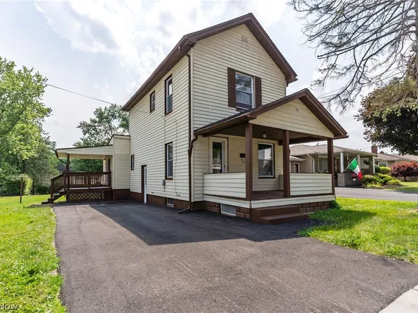 761 W Wood St, Lowellville, OH 44436