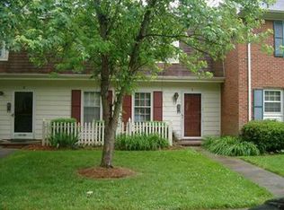 3315 Regents Park Ln, Greensboro, NC 27455