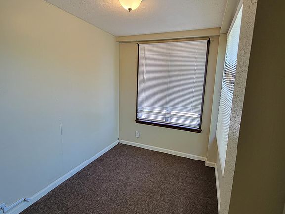 5th image of 414 16th St #1