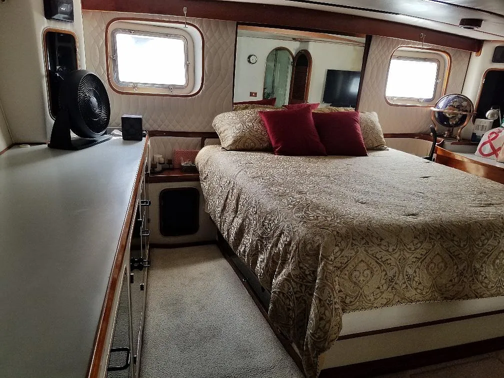 Bora Bora Way, Marina Del Rey — Photo 3