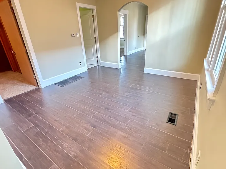 1703 S Garvin St — Photo 9