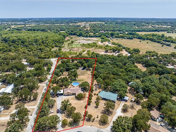2nd image of 885 Kyle Cir