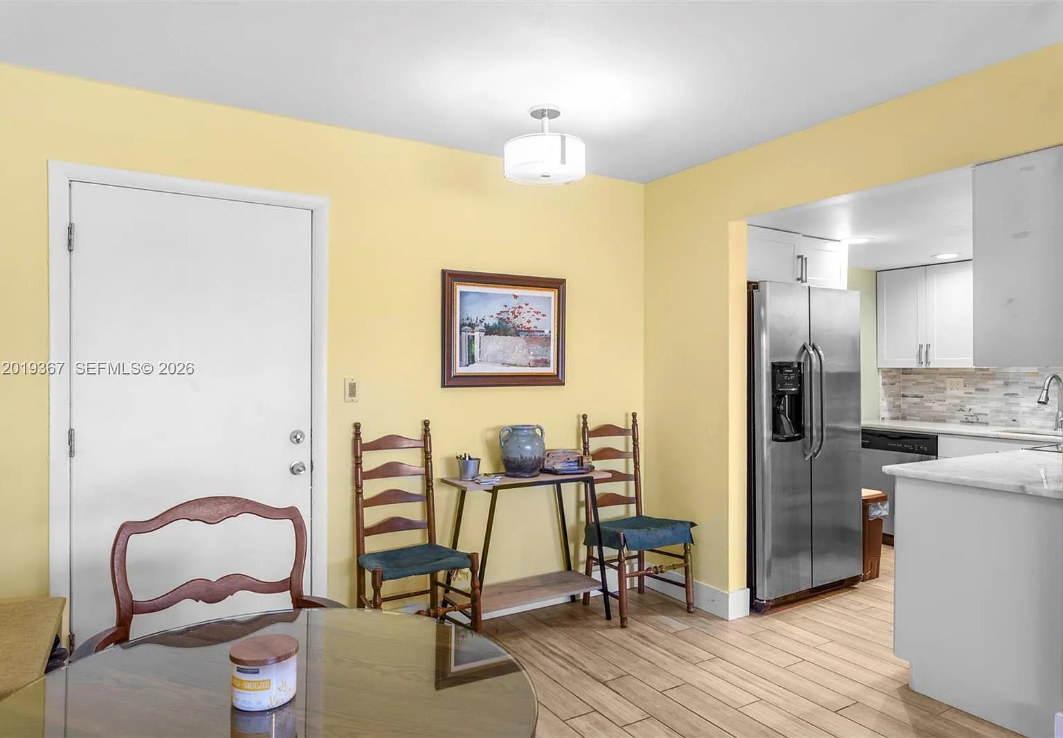 River Shores Condo — Photo 3
