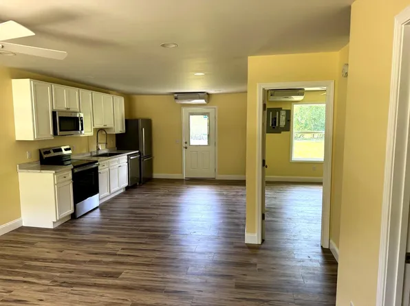 963 Jonathan Creek Rd, Waynesville, NC 28785