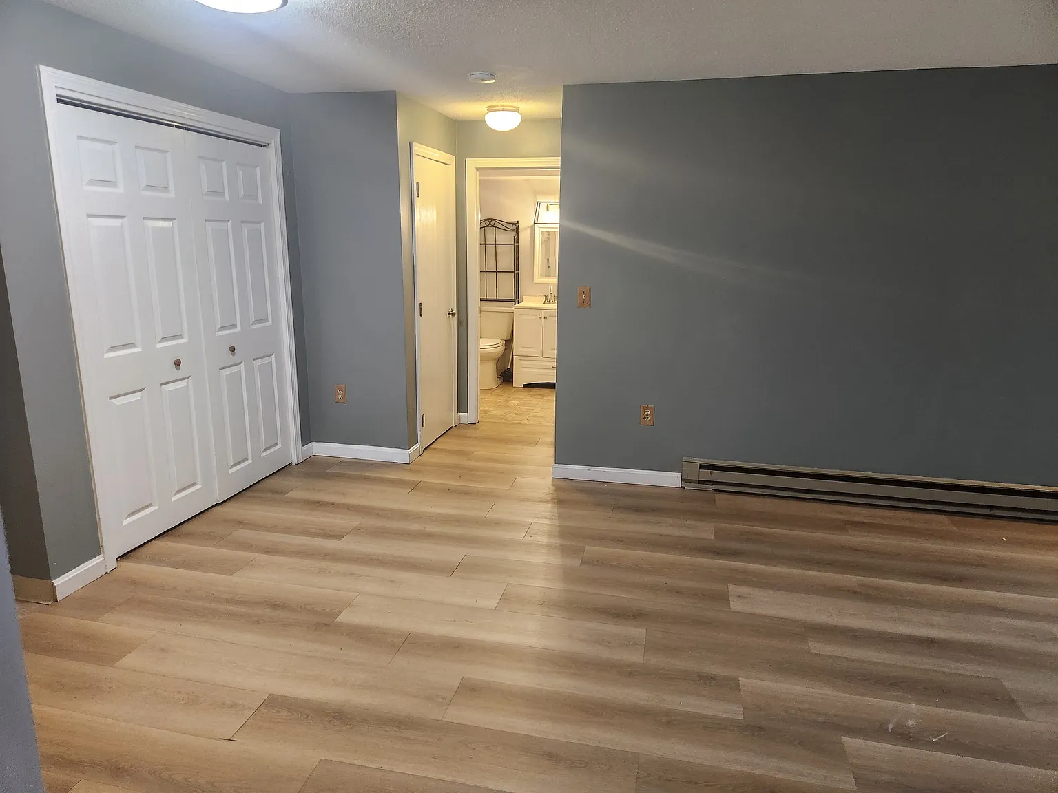2 bed, 828 sqft, $1,900 — Photo 3