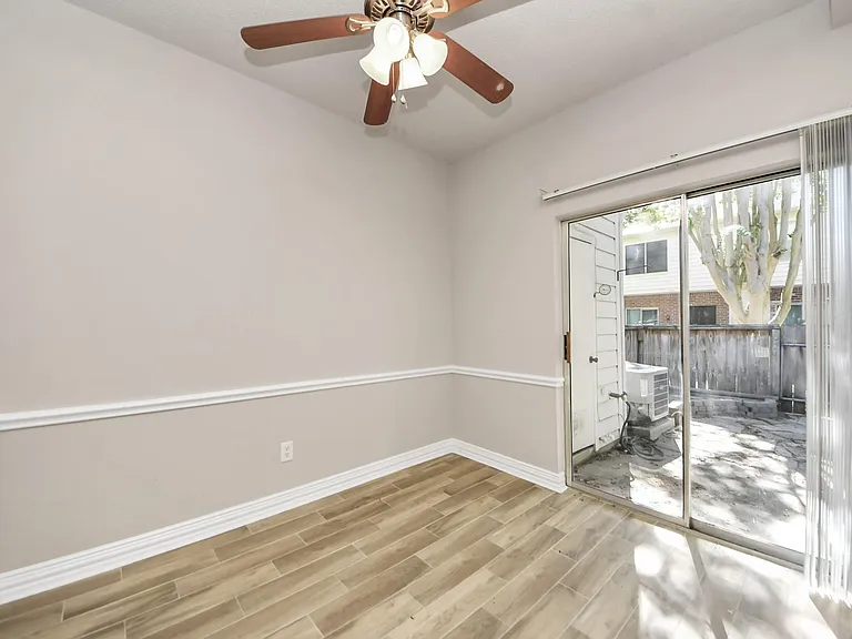 2910 Grants Lake Blvd #1205 — Photo 16
