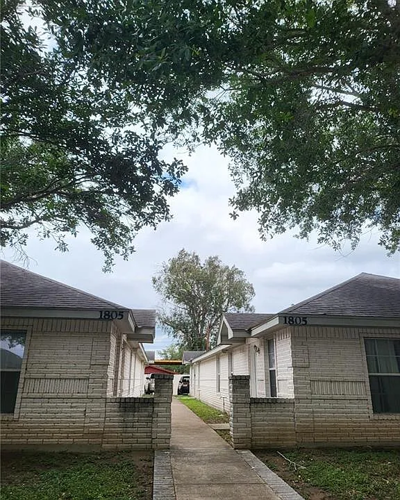1817 Tierra Dulce Dr #2