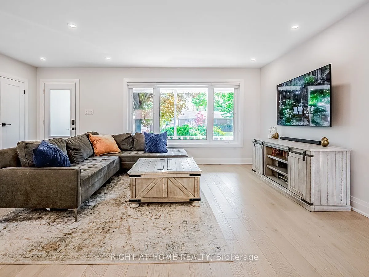 3 bed, $3,300 — Photo 3