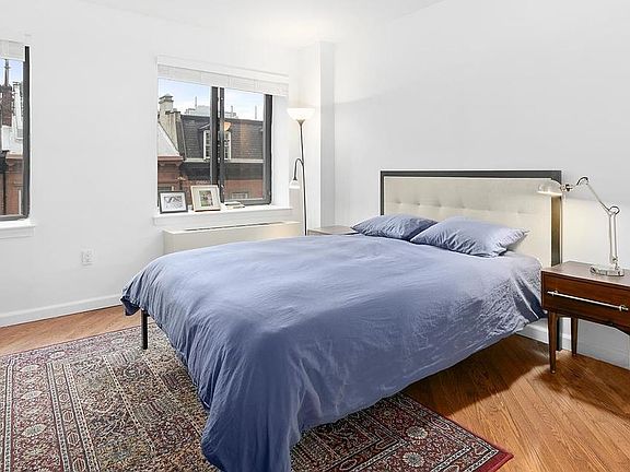 5th image of 401 W 22nd St APT 5C