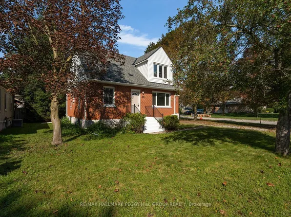 19 Alfred St, Barrie, ON L4N 3L9