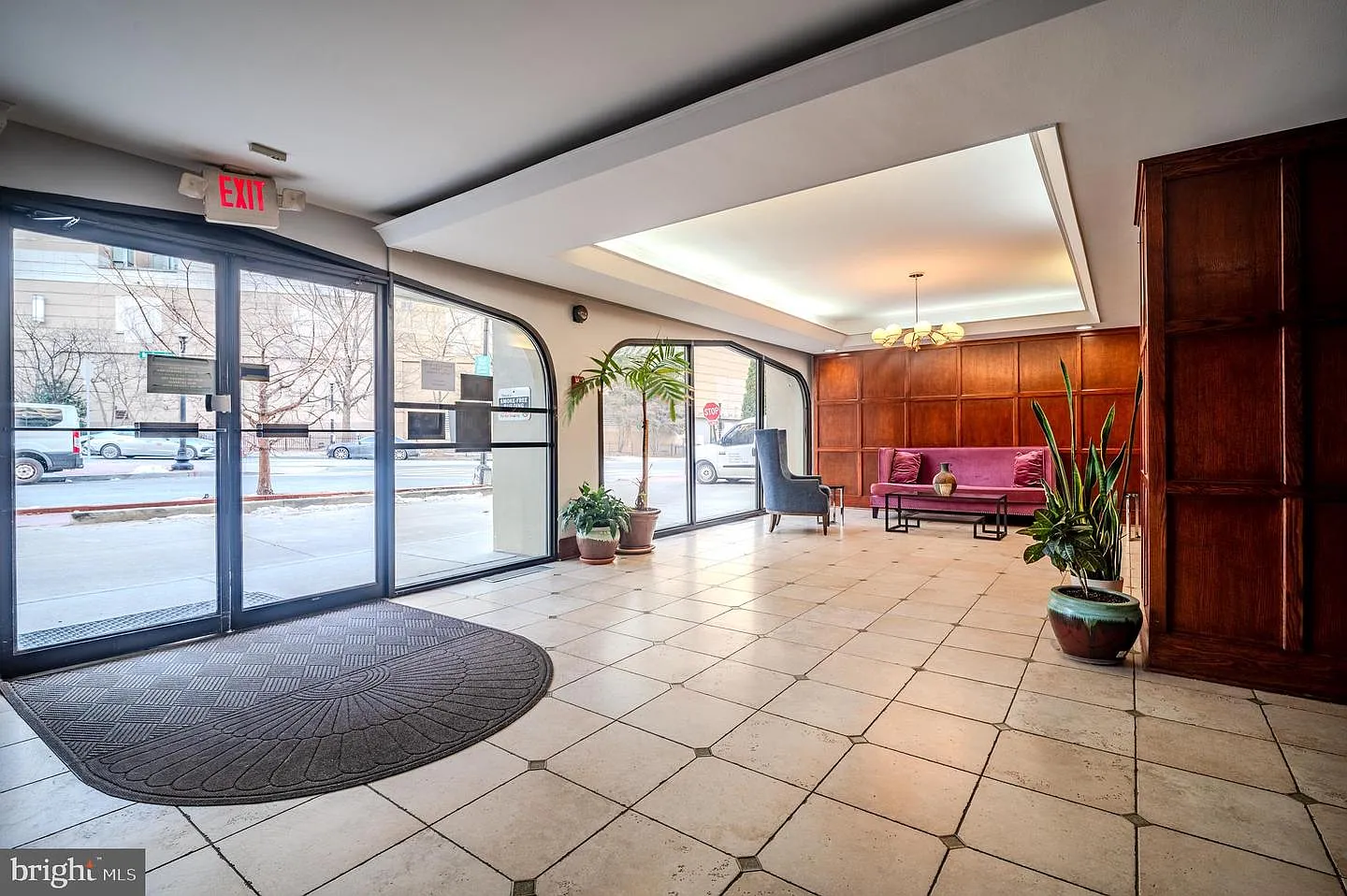 Studio, 1.0 bath, 431 sqft, $1,950 — Photo 4