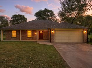 8375 S Wright Pl, Broken Arrow, OK 74014