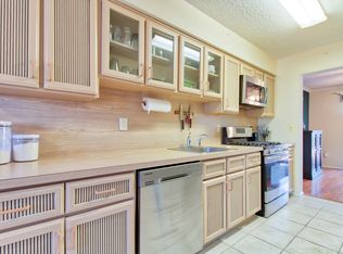 21 Seabreeze Sq, Howell, NJ 07728