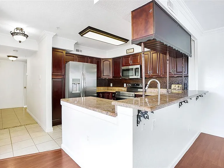 13815 Fairway Island Dr #1328 — Photo 8