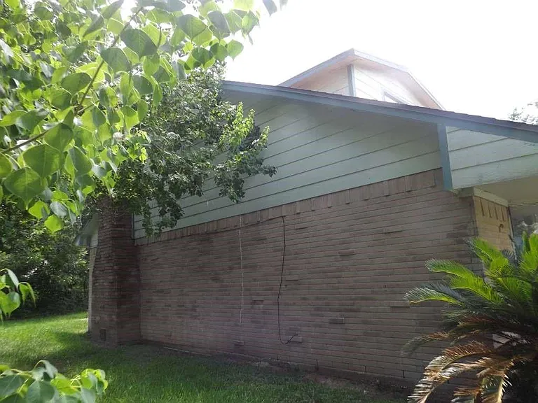 501 S Holmes St — Photo 6